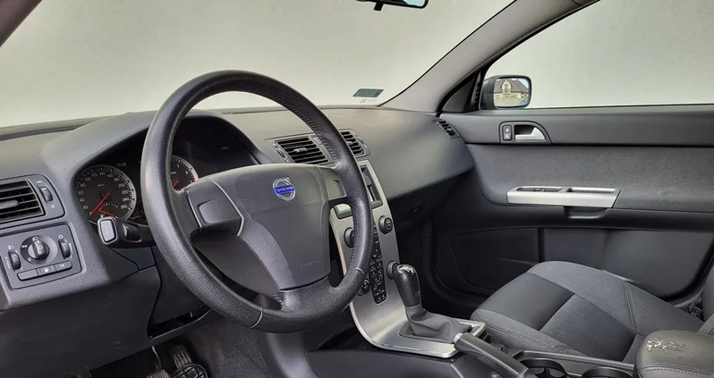 Volvo V50 cena 9900 przebieg: 152000, rok produkcji 2006 z Pszów małe 497